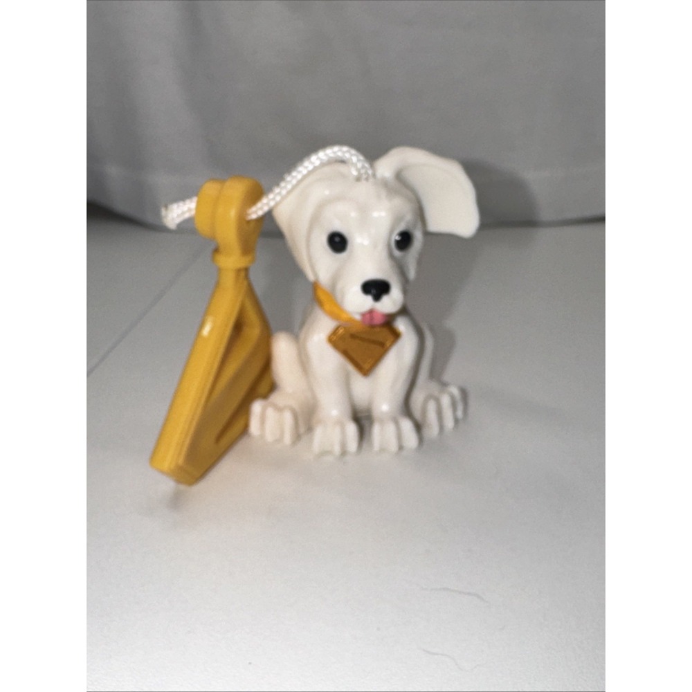 KFC Kids Meal DC Supergirl Krypto The Superdog Bag Clip Figure Toy